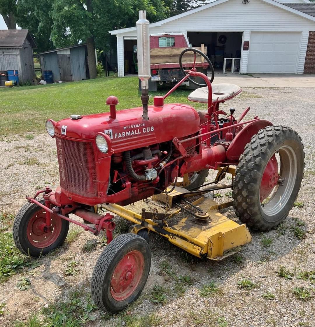Image of International Harvester Cub Image 1