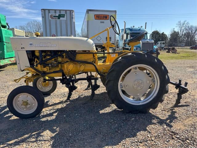 Image of Farmall Cub equipment image 1
