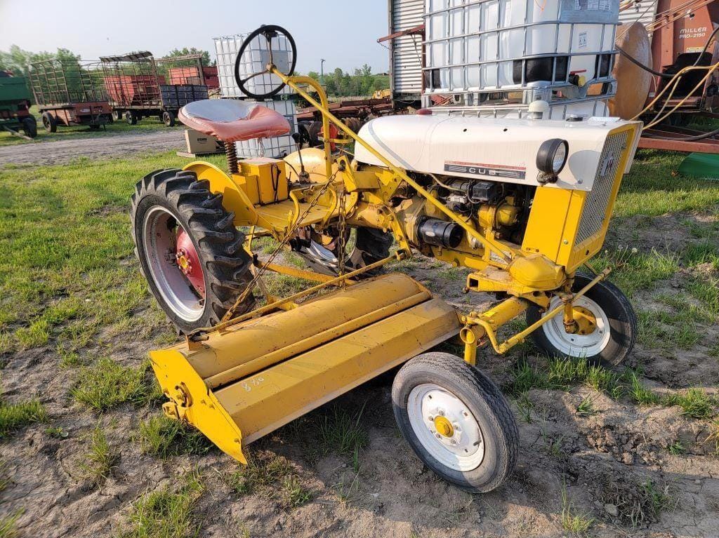 Main image International Harvester Cub