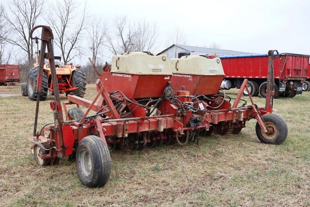 Image of International Harvester 500 Primary image