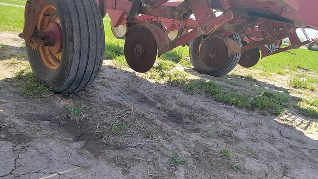 Image of International Harvester 400 Cyclo equipment image 4