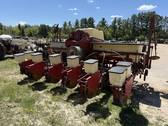 Image of International Harvester 400 Cyclo equipment image 4