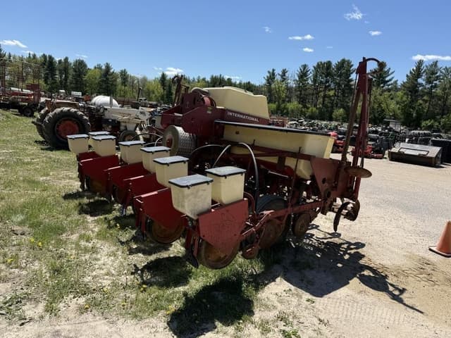 Image of International Harvester 400 Cyclo equipment image 3
