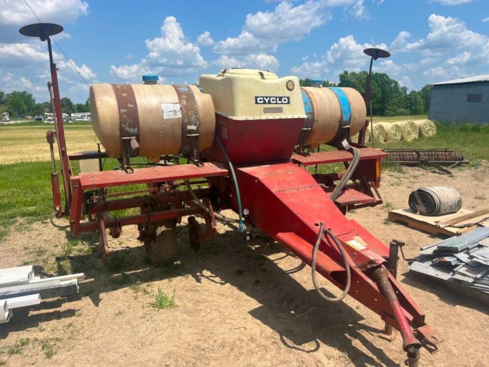 Main image International Harvester 400 Cyclo