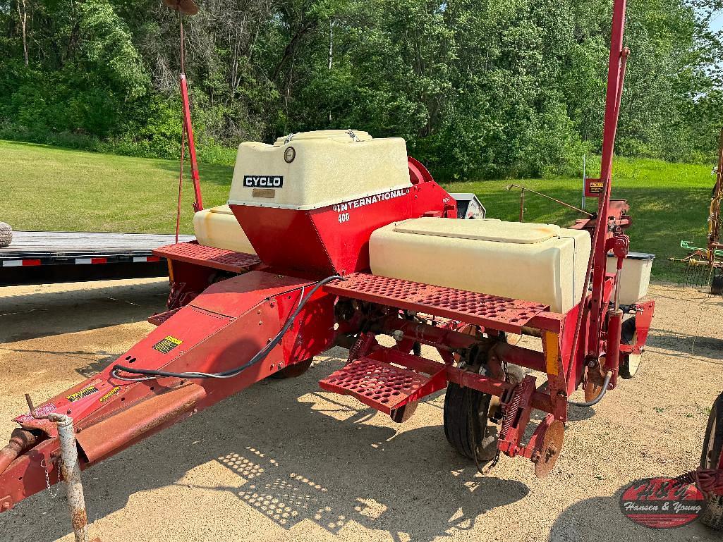 Image of International Harvester 400 Cyclo Primary image
