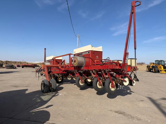 Image of International Harvester 800 Cyclo Air equipment image 3