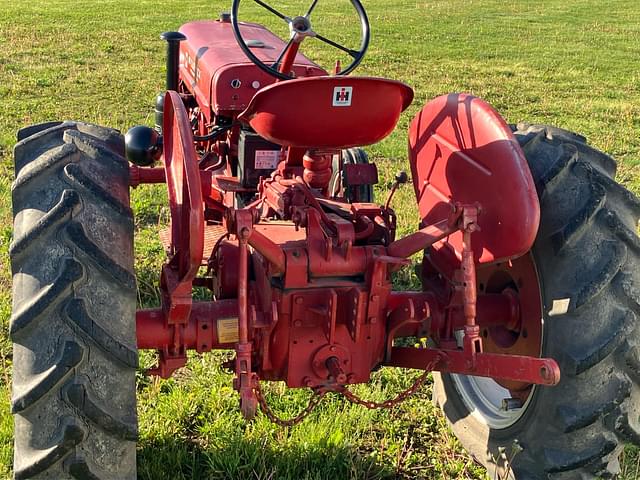 Image of International Harvester DGD-4 equipment image 4
