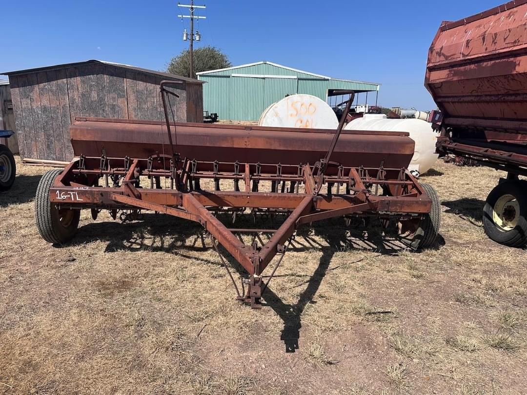 Image of International Harvester 10 Primary image