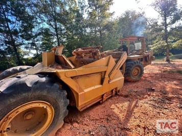 Main image International Harvester E200