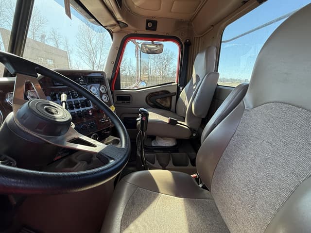 Image of International Eagle equipment image 2