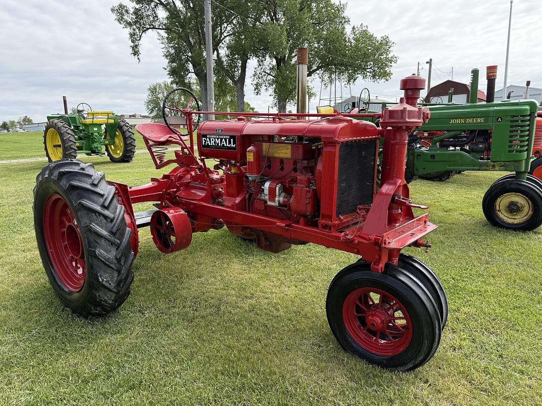 Image of Farmall F-20 Primary Image