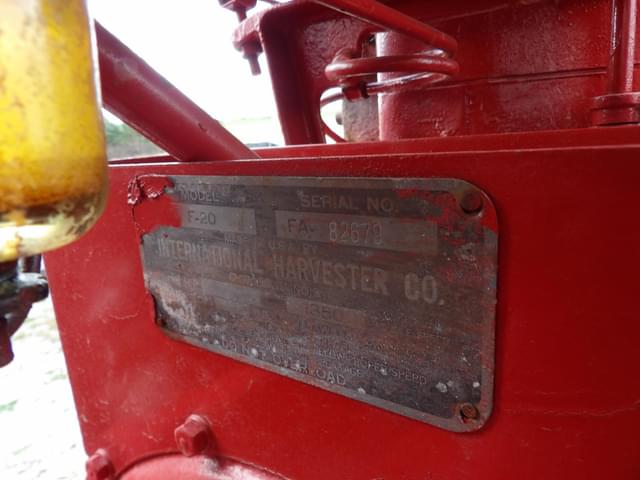 Image of Farmall F-20 equipment image 3