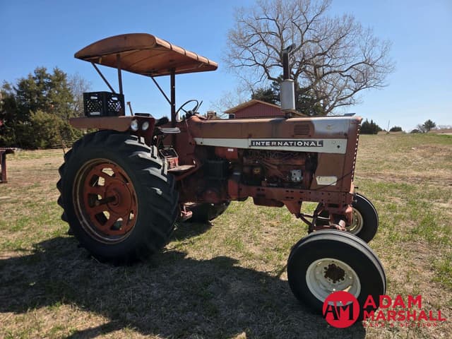 Image of International Harvester 656D equipment image 1