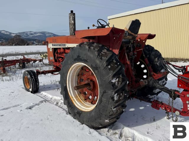 Image of International Harvester 856 equipment image 2