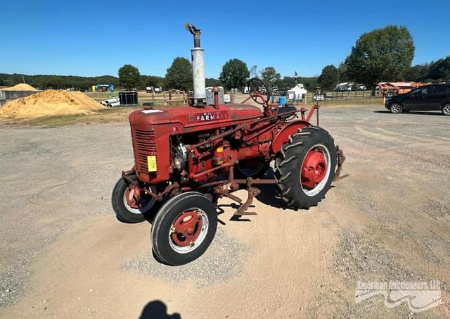 Image of Farmall Super A equipment image 1