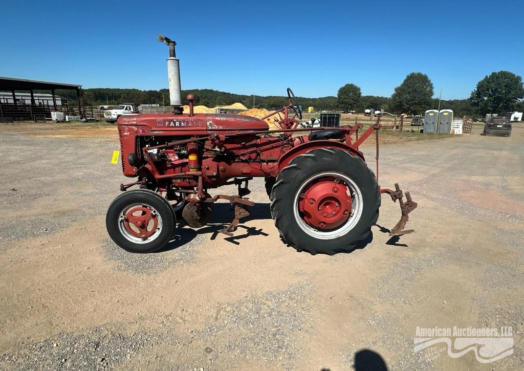 Image of Farmall Super A Primary image