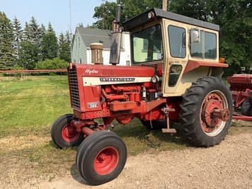 Main image International Harvester 1026