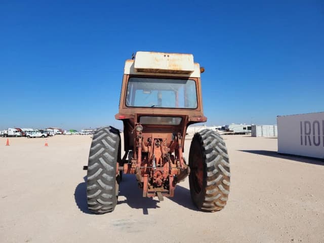 Image of International Harvester 1066 equipment image 3