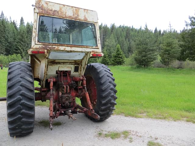 Image of International Harvester 1066 equipment image 1