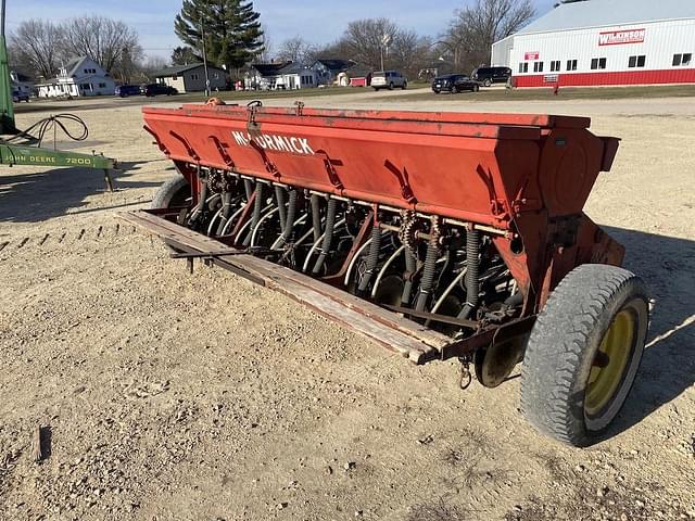 Image of International Harvester 10G equipment image 3