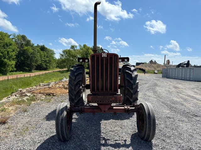 Image of International Harvester 1256 equipment image 1