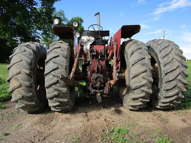 Image of International Harvester 1256 equipment image 4