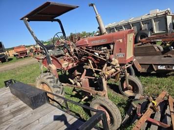 Main image Farmall 140
