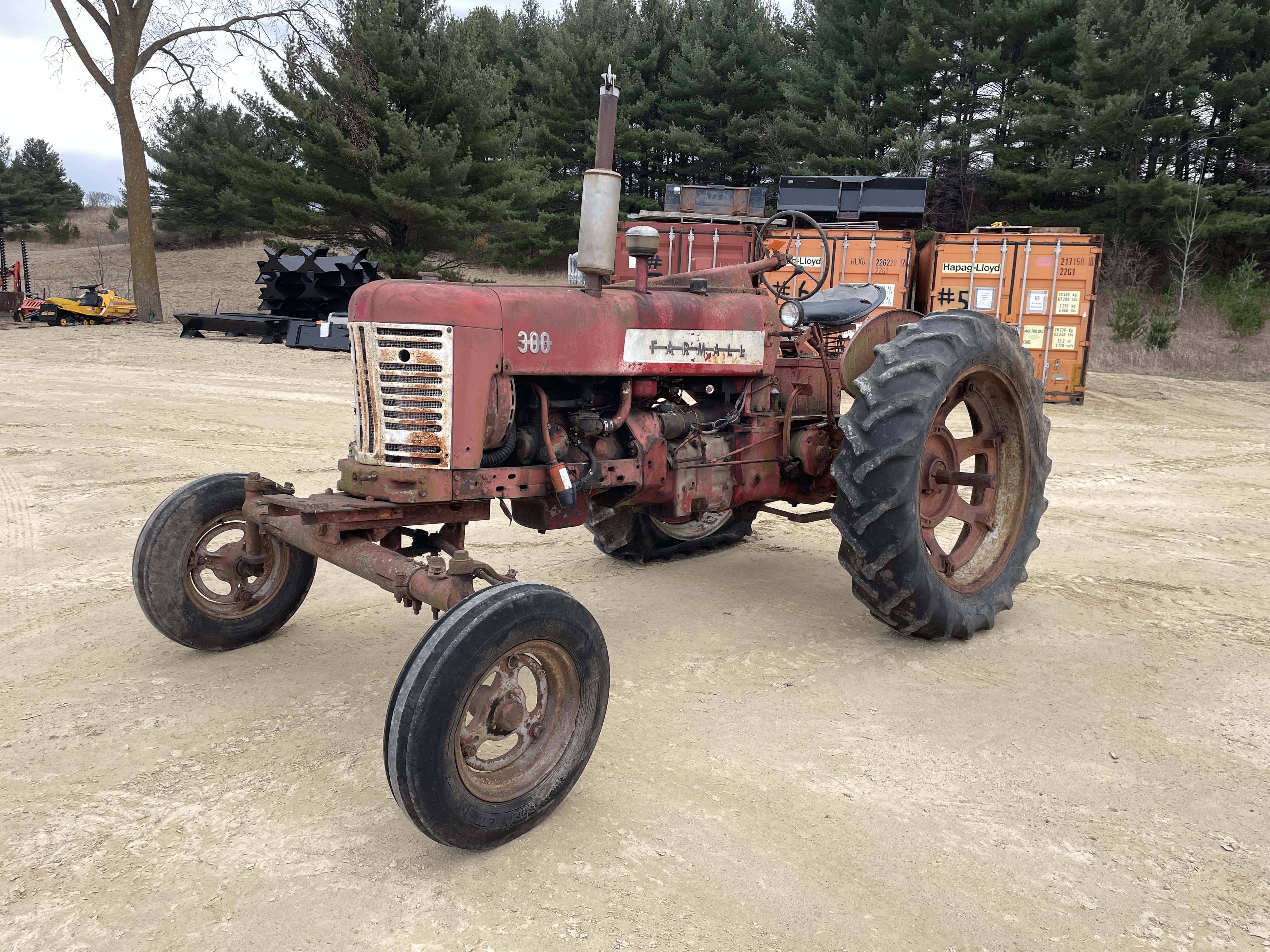 Main image Farmall 300