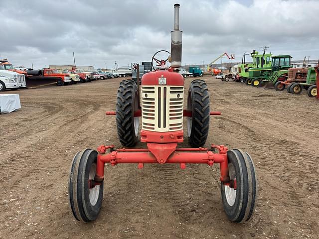 Image of Farmall 350 equipment image 1