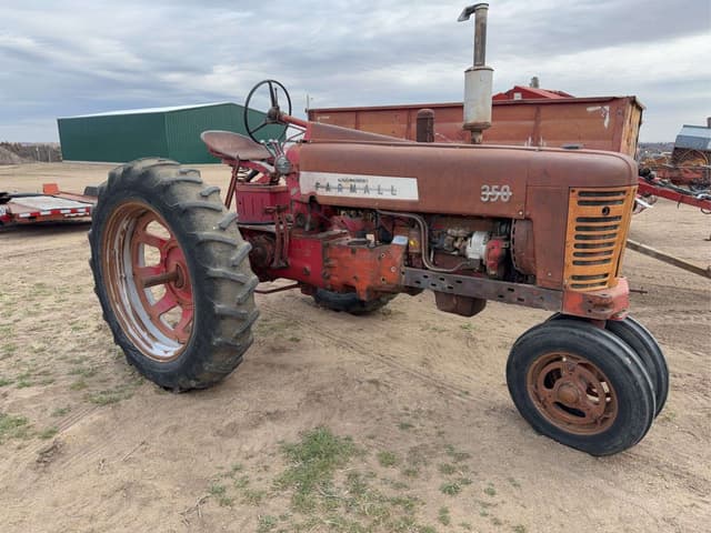 Image of Farmall 350 equipment image 1