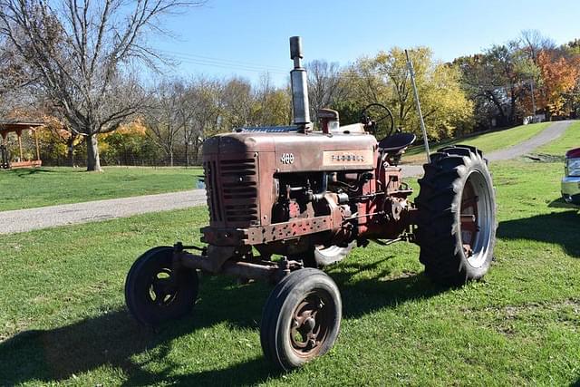 Image of Farmall 400 equipment image 1