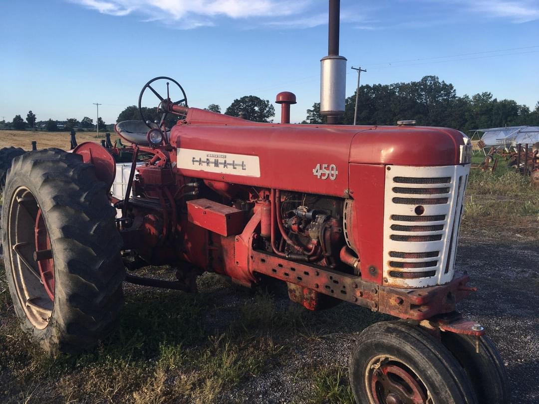 Image of Farmall 450 Primary image