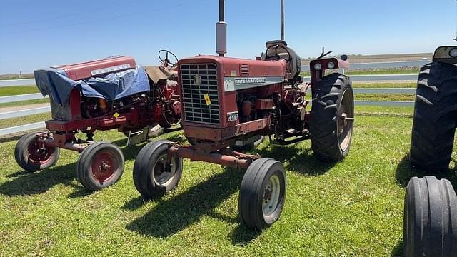 Image of International Harvester 656 equipment image 1