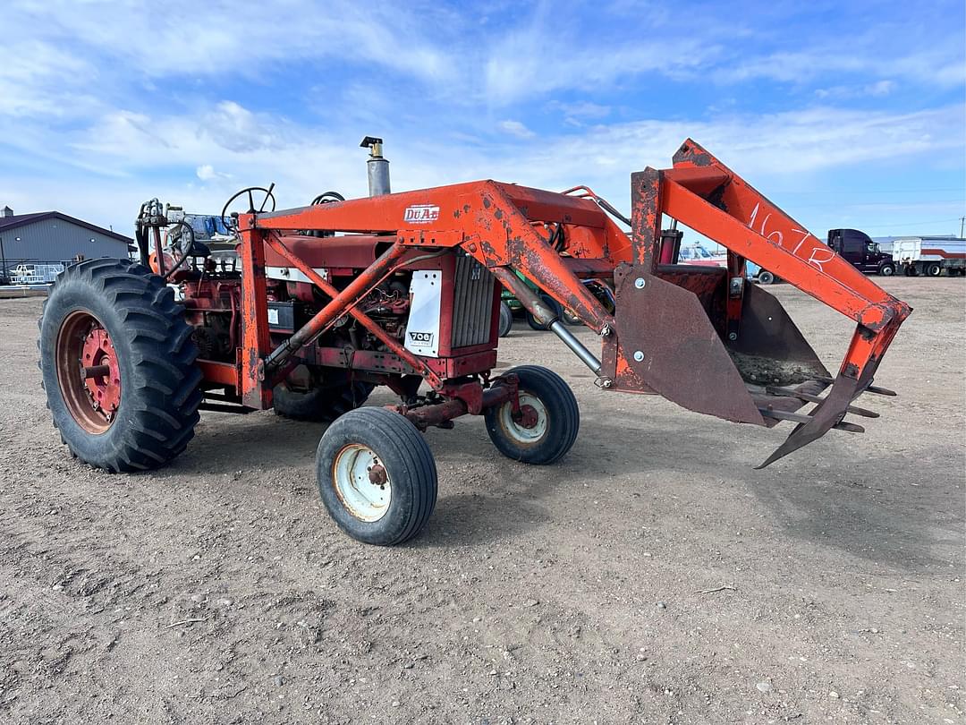 Image of International Harvester 706 Primary image