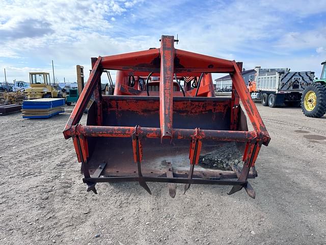 Image of International Harvester 706 equipment image 1