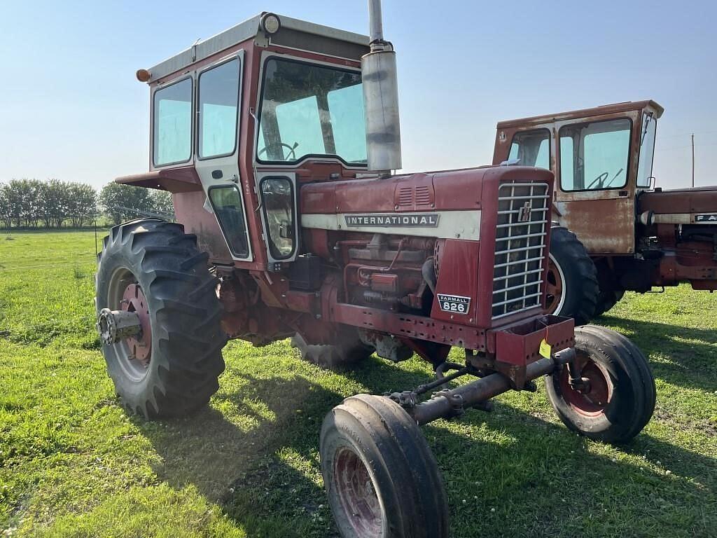 Image of International Harvester 826 Primary image