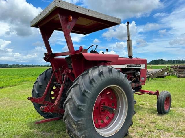 Image of International Harvester 856 equipment image 1