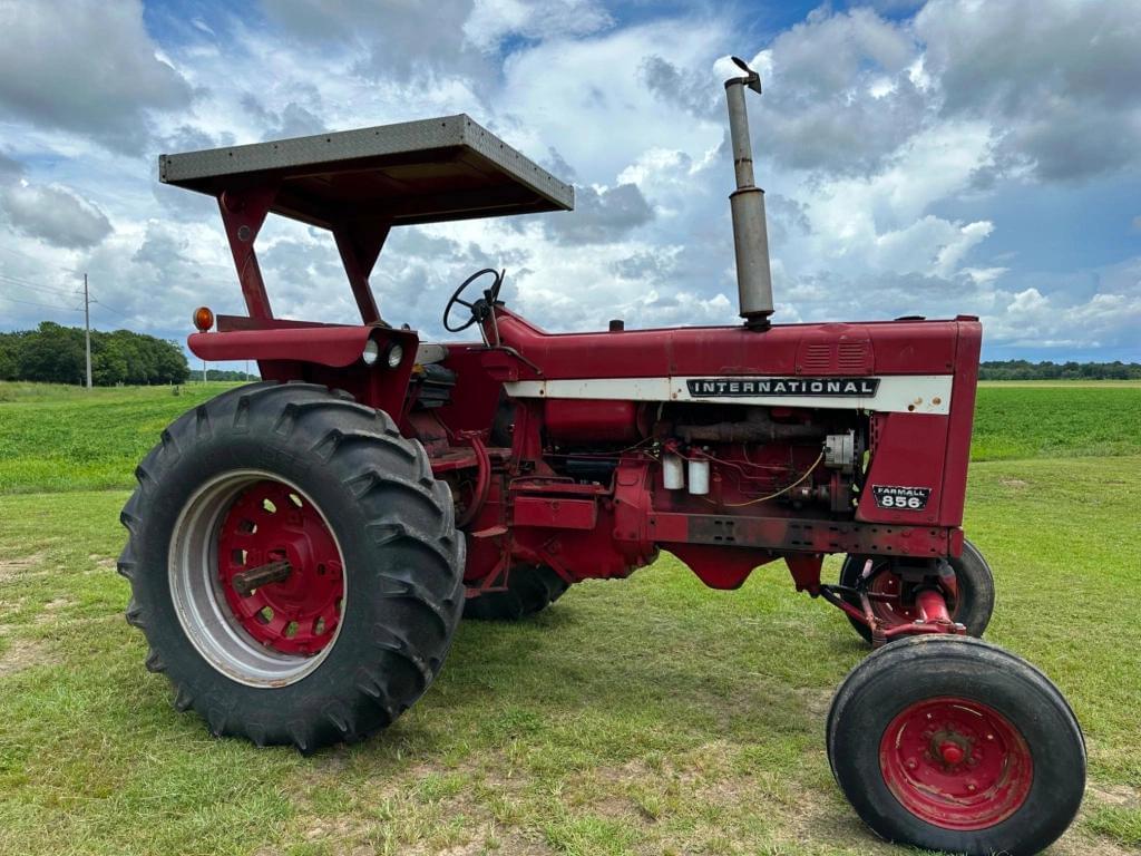 Image of International Harvester 856 Primary image