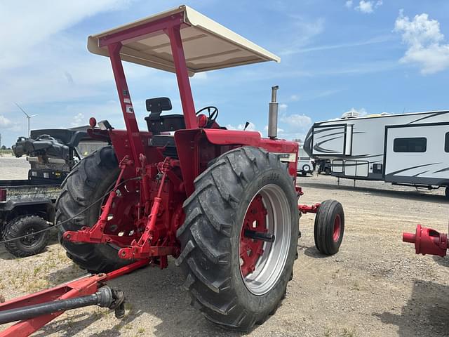 Image of International Harvester 856 equipment image 2