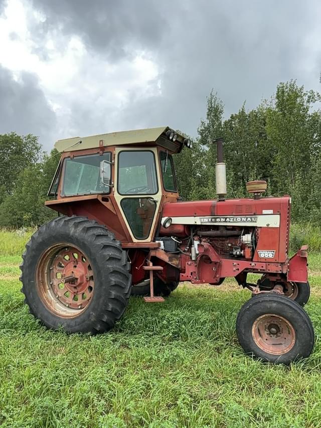 Image of International Harvester 856 equipment image 4