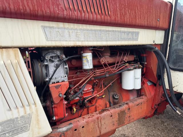 Image of International Harvester 966 equipment image 3
