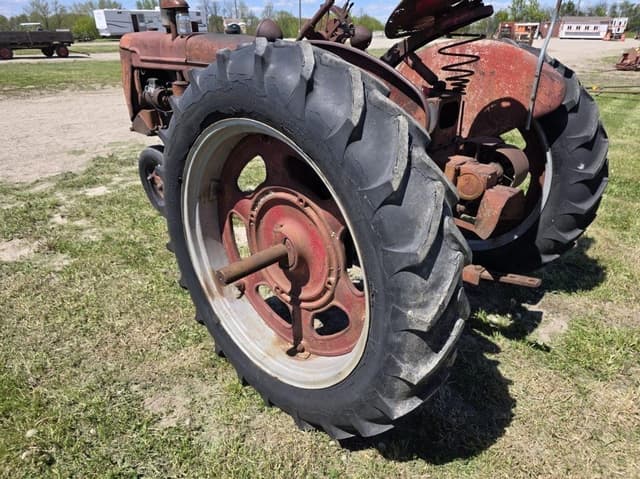 Image of Farmall C equipment image 4