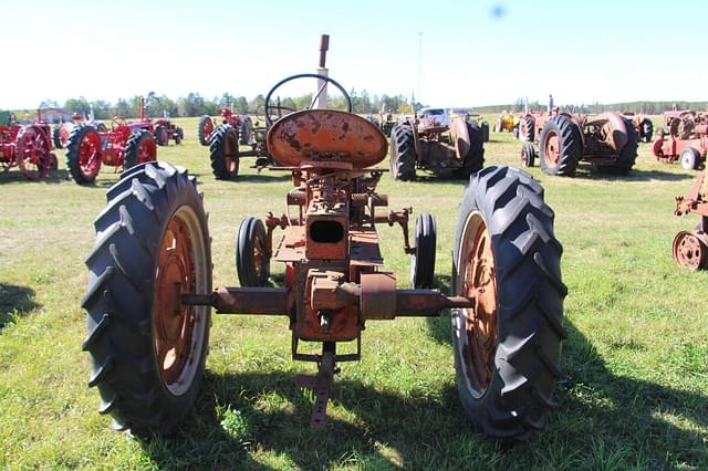 Image of Farmall C equipment image 4