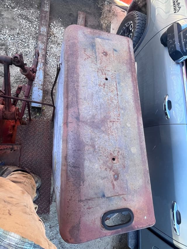 Image of Farmall 706 equipment image 3