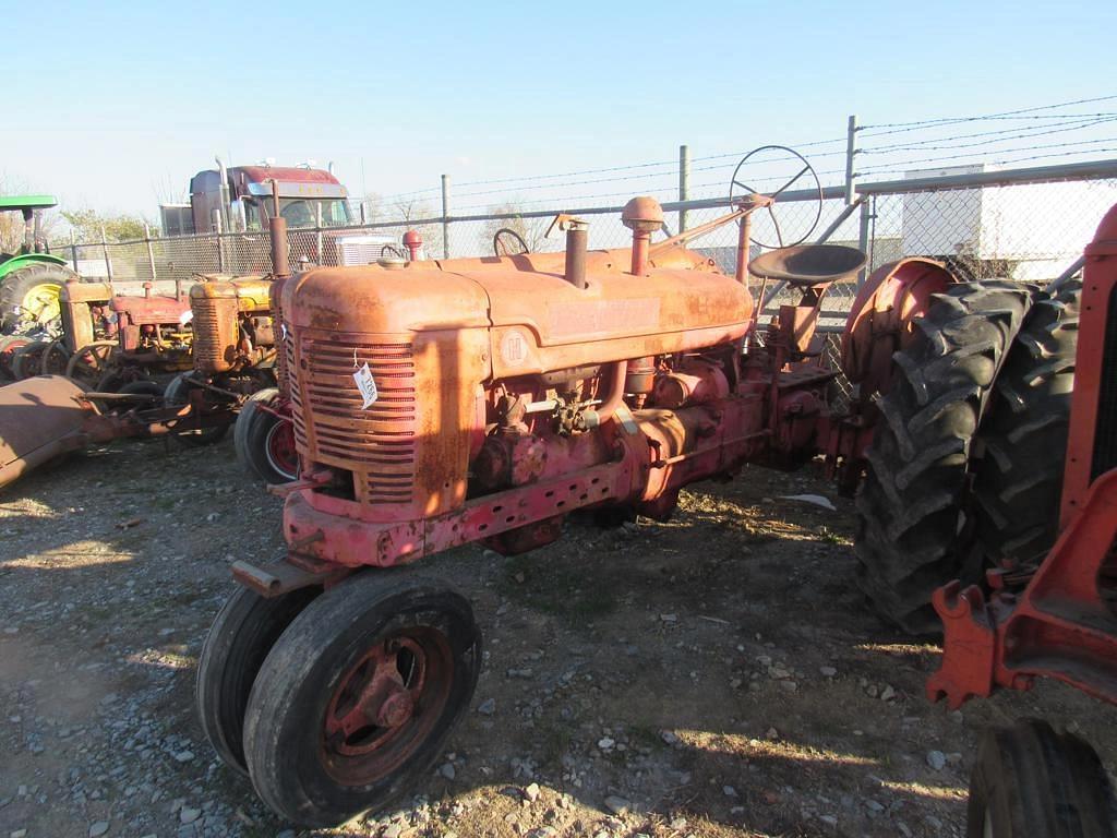 Image of Farmall H Primary image