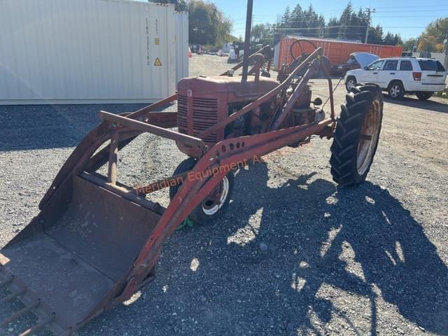 Image of Farmall H equipment image 2