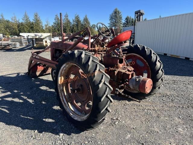 Image of Farmall H equipment image 4
