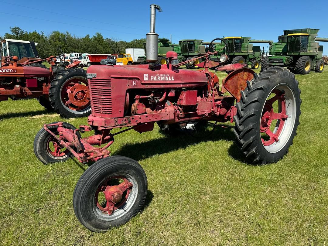 Image of Farmall H Primary image