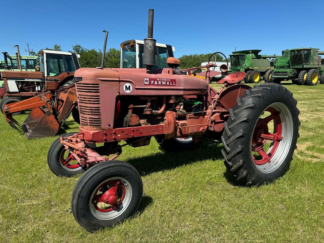 Image of Farmall M Primary image