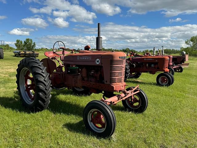 Image of Farmall M equipment image 1